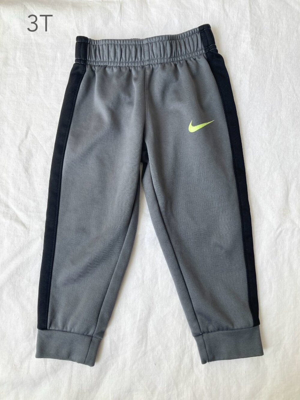 🪴5/$30 Nike 3T Toddler Grey Sweatpants Fall Athleisure Active Sporty